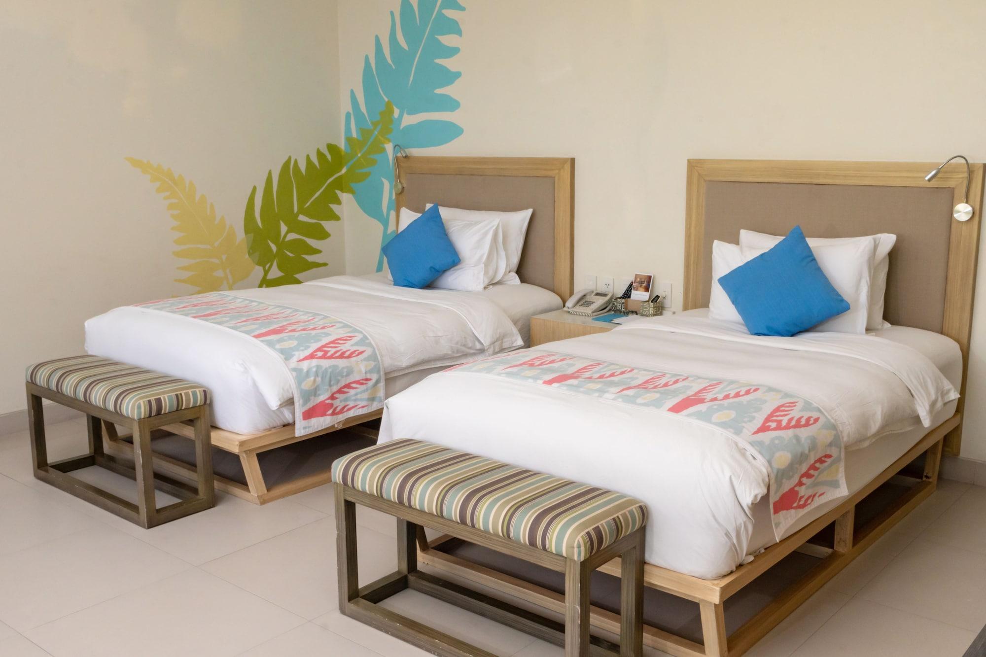 Costa Pacifica Resort Балер Екстериор снимка