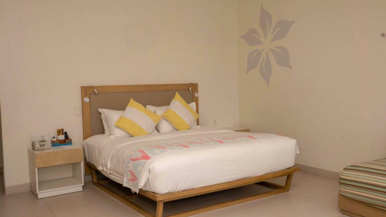 Costa Pacifica Resort Балер Екстериор снимка